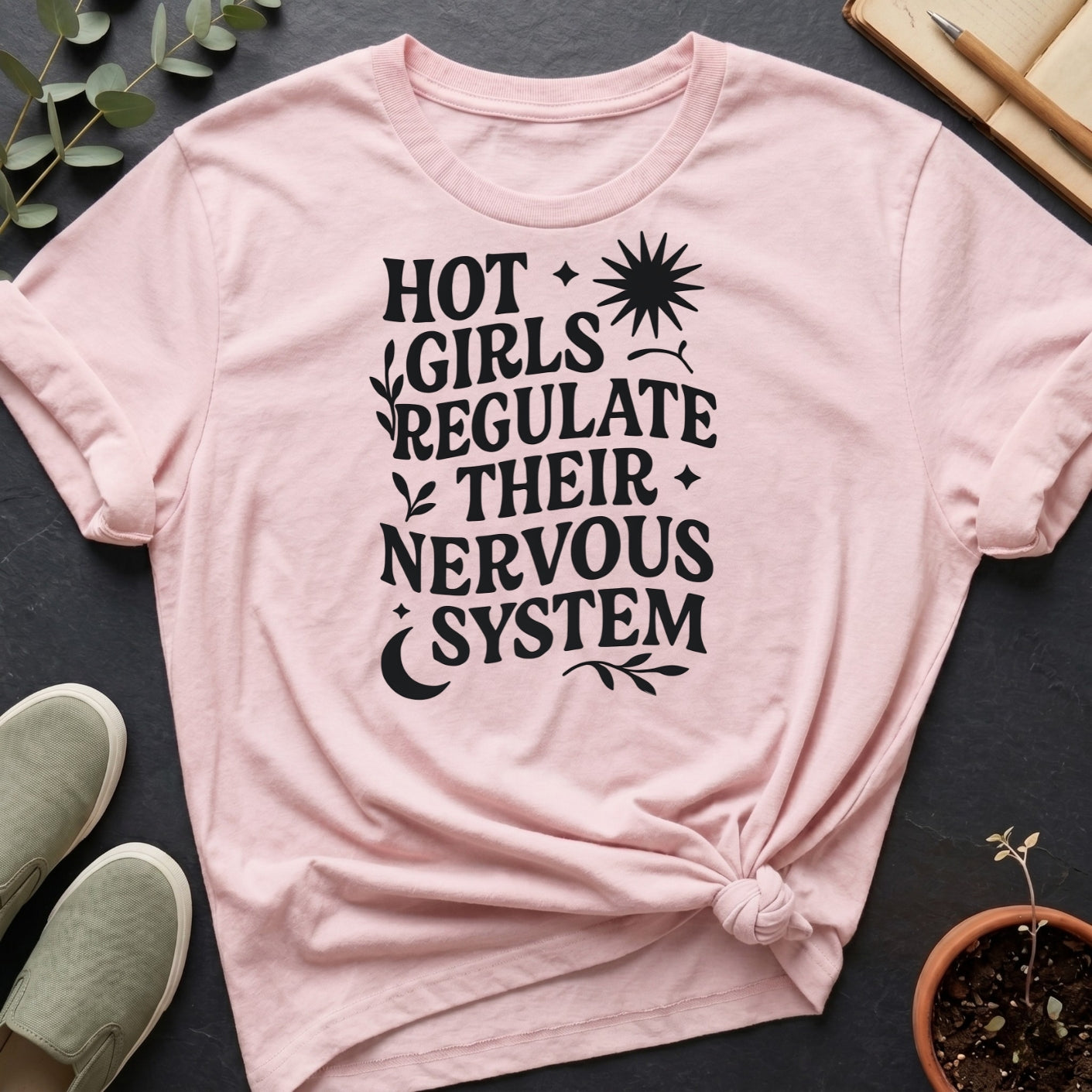 Hot Girls Organic T-Shirt